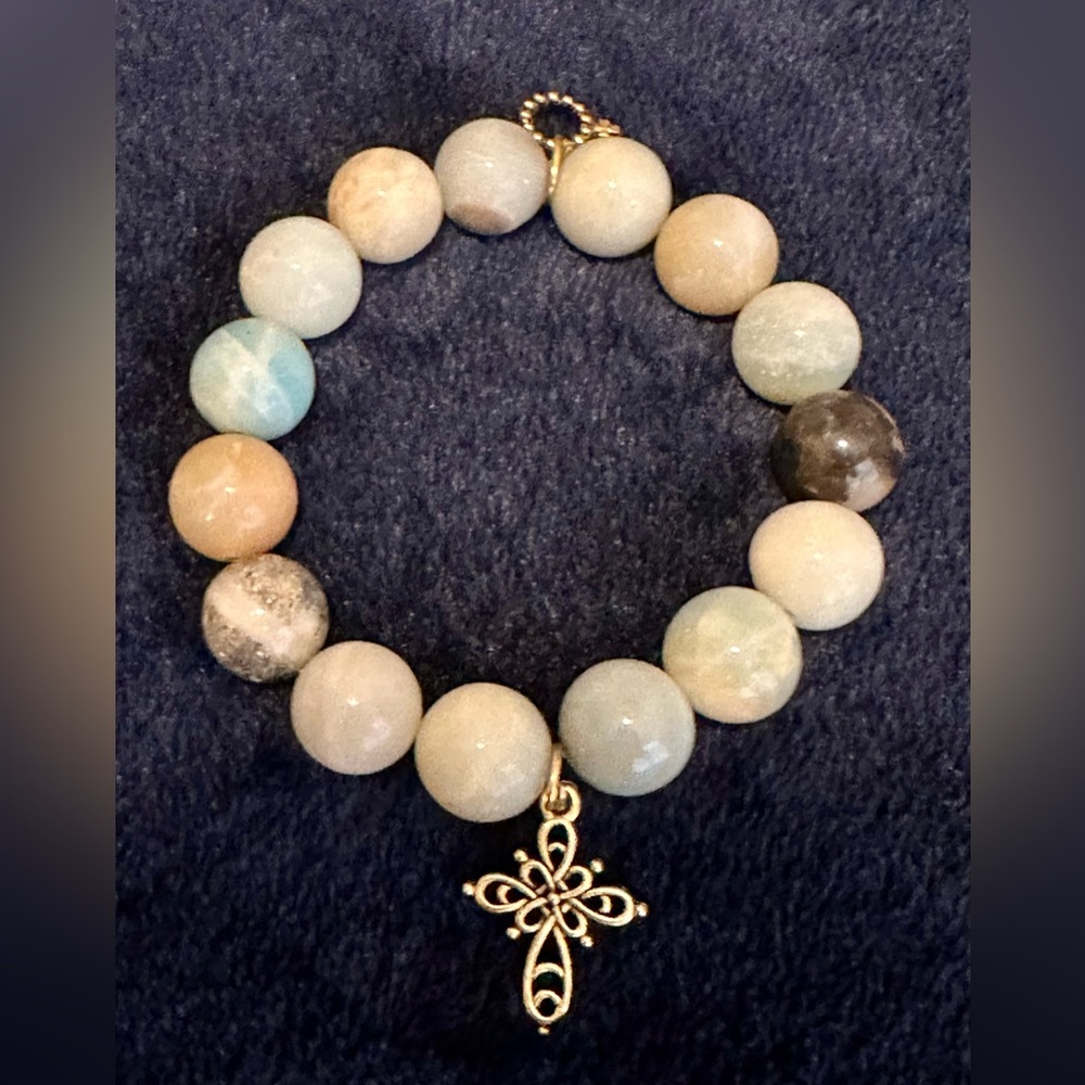 Matte Beaded Stretch Bracelet with Gold-Tone Charms - Picture 3 of 7